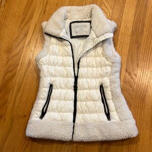Calvin Klein White Quilted Puffer Vest with Faux Fur Collar